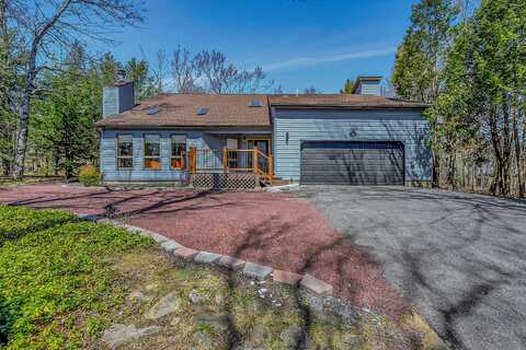 1121 Huron Place, Tobyhanna, PA 18466