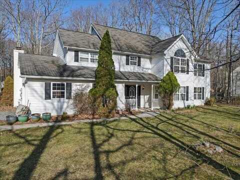 1135 Juno Drive, Effort, PA 18330