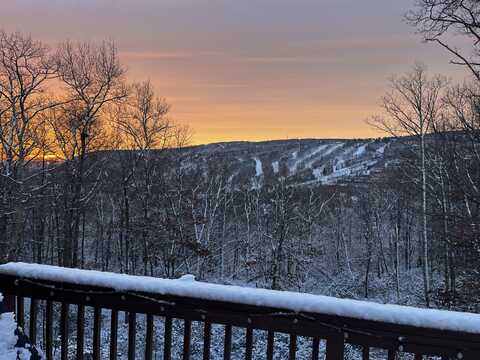554 Upper Deer Valley Rd 554 Road, Tannersville, PA 18372