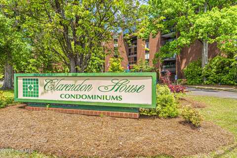 1100 Clarendon Street, Fayetteville, NC 28305