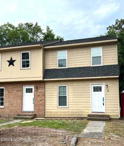 209 Bonnie Brook Road, Aberdeen, NC 28315