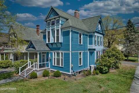 1403 Main Street, Honesdale, PA 18431