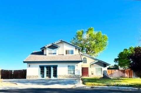 1216 Jennifer CT, Ridgecrest, CA 93555
