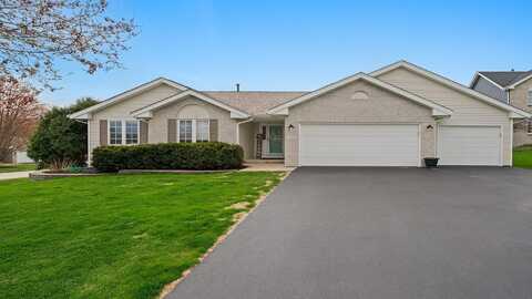 372 Ivyleaf Court, ROSCOE, IL 61073