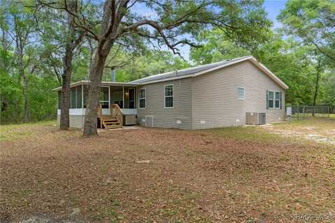 10484 N Burgundy Point, Dunnellon, FL 34433