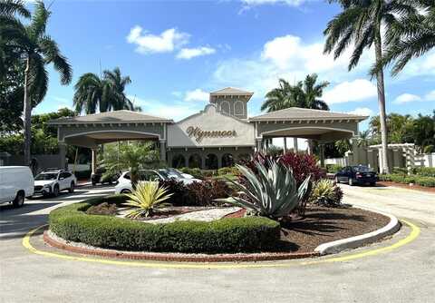 4801 Martinique Pl, Coconut Creek, FL 33066