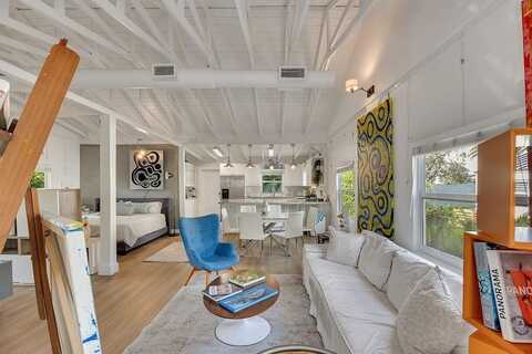 122 Florida Ave, Coral Gables, FL 33133