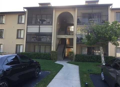 712 Sunny Pine Way, Greenacres, FL 33415