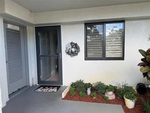 2221 Cypress Island Dr, Pompano Beach, FL 33069