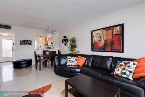 5901 NW 61st Ave, Tamarac, FL 33319