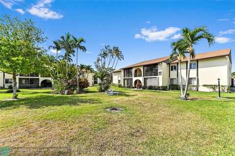 3560 Pine Needle Dr, Greenacres, FL 33463