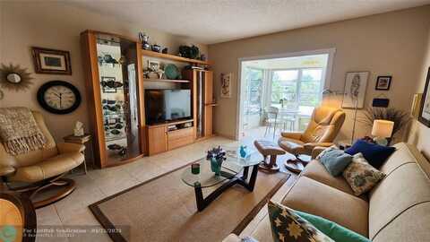 5621 SW 2nd Ct, Margate, FL 33068