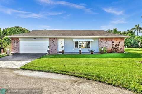 7102 NW 93rd Ave, Tamarac, FL 33321