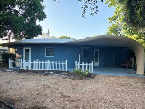 2046 15th Place, Vero Beach, FL 32960