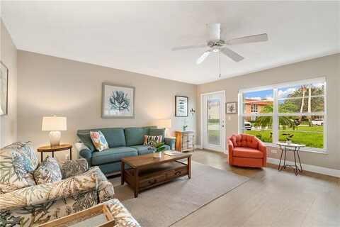 50 Woodland Drive, Vero Beach, FL 32962