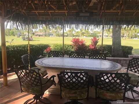 409 NW Chipshot Lane, Port Saint Lucie, FL 34986
