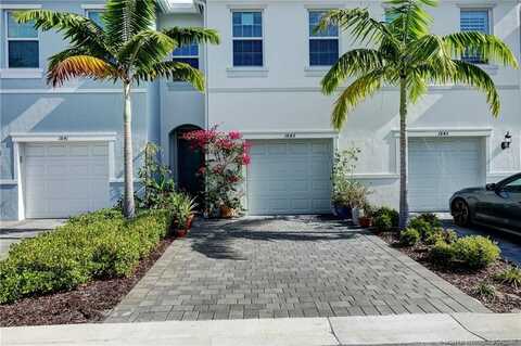 1843 SE Roxy Way, Stuart, FL 34996