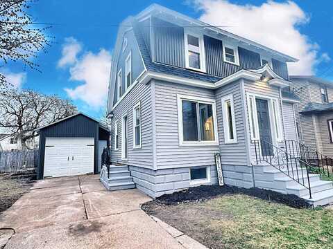 812 N CLARK Street, APPLETON, WI 54911