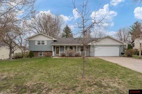 829 Church Street, Saint Peter, MN 56082