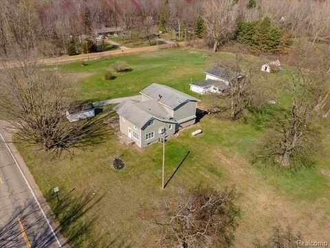 8023 Bray Road, Vassar, MI 48768
