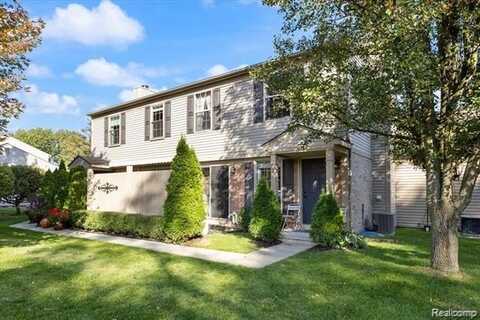 180 PINE TREE RIDGE Drive, Waterford, MI 48327