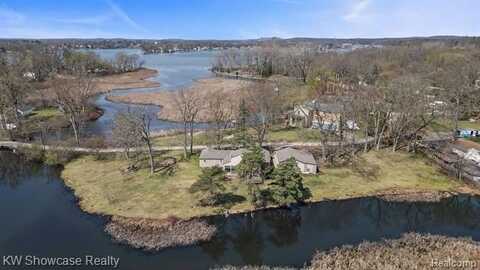 184 SHOTWELL Street, White Lake, MI 48386
