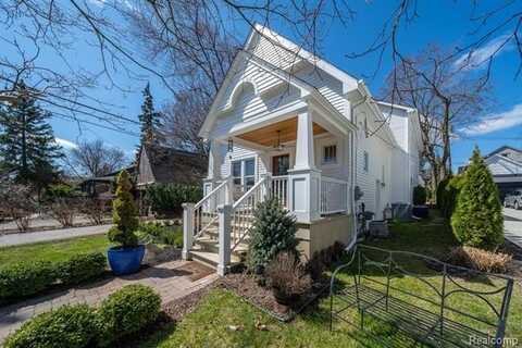 1044 Clark Street, Birmingham, MI 48009