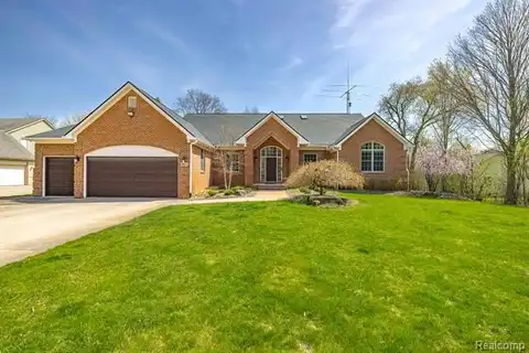28468 SCHROEDER Street, Farmington Hills, MI 48331