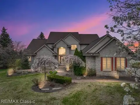 23760 SPY GLASS Hill N, South Lyon, MI 48178