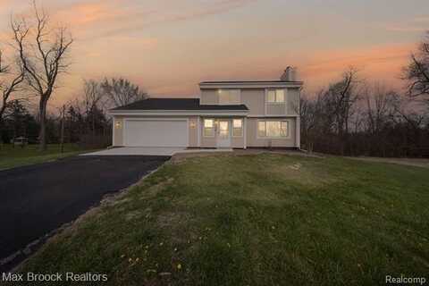1525 HILLER Road, West Bloomfield, MI 48324