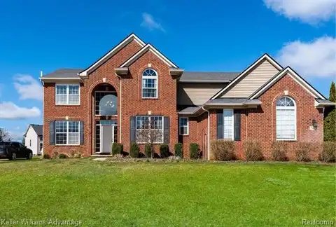25685 Coach Lane, South Lyon, MI 48178