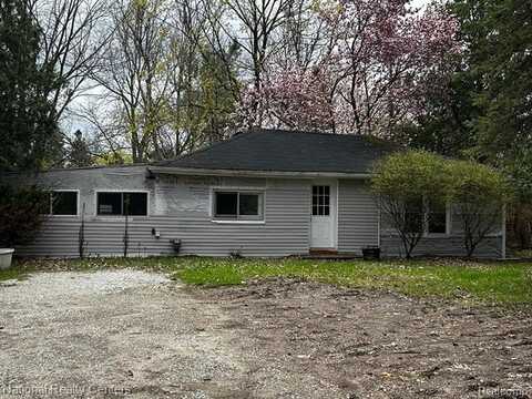 506 E OREGON Street, Lapeer, MI 48446