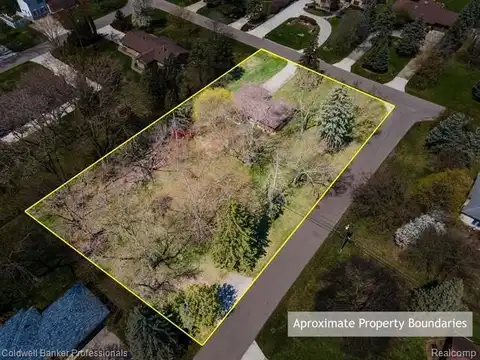 101 ASPINWALL Drive, Troy, MI 48098
