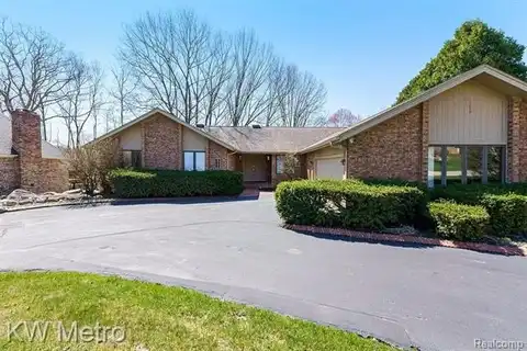 6545 PARK VALLEY Drive, Clarkston, MI 48348