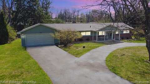 28312 GREEN CASTLE Road, Farmington Hills, MI 48334