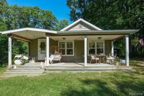 11401/11425 HIBNER Road, Hartland, MI 48353
