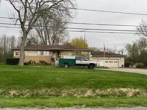 6079 Lennon Road, Swartz Creek, MI 48473