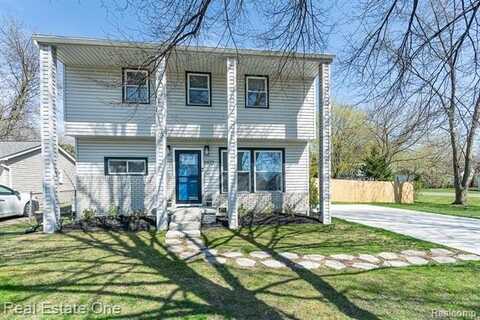 2475 CULBERTSON Avenue, Rochester Hills, MI 48307