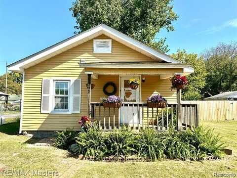 6361 HYDE PARK Street, Romulus, MI 48174
