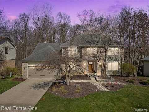 30600 SUNDERLAND Drive, Farmington Hills, MI 48331