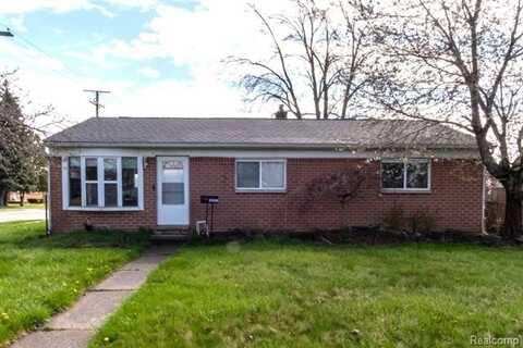 25680 Packard Street, Roseville, MI 48066