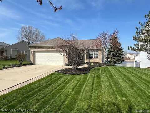 693 DEER PATH Trail, Waterford, MI 48327