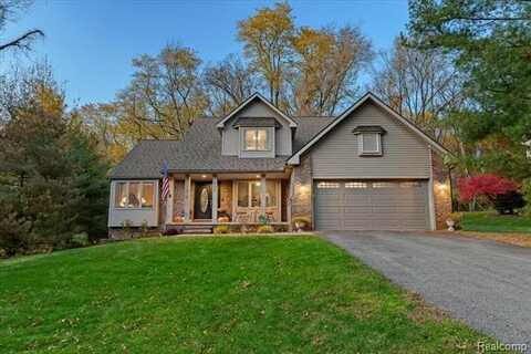 7227 COWELL Road, Brighton, MI 48116