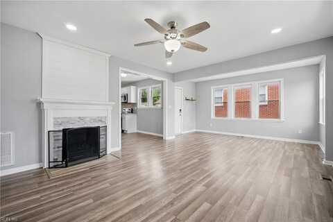 237 Pochin Place, Hampton, VA 23661