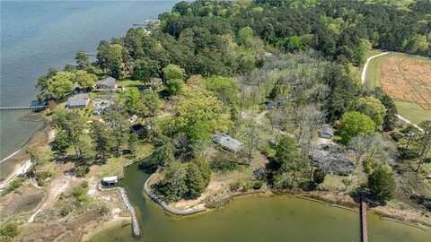 5556 Roanes Wharf Road, Gloucester, VA 23061