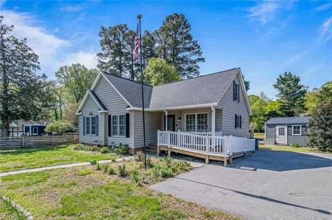 6304 Main Street, Gloucester, VA 23061