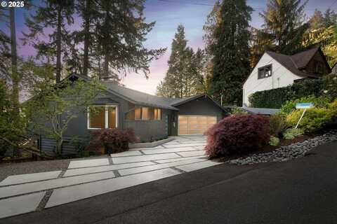 4215 SW CHESAPEAK AVE, Portland, OR 97239