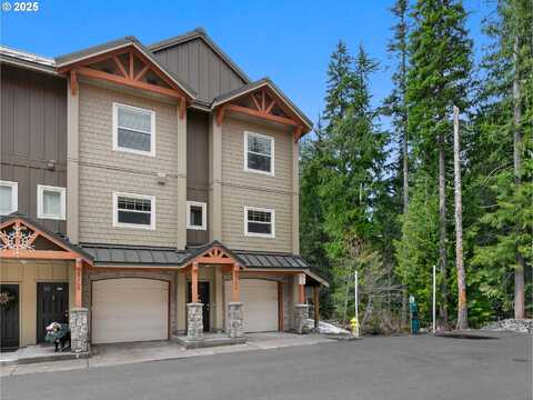 87698 E CREEK RIDGE RD, Government Camp, OR 97028