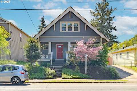 7906 SE WOODSTOCK BLVD, Portland, OR 97206