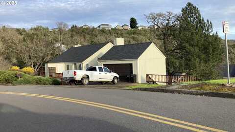 1770 NE BEULAH DR, Roseburg, OR 97470